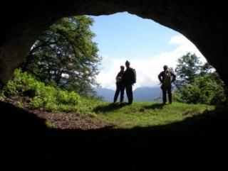 Decouvrez les grottes de la region Ariegeoises avec le Bureau des Guides des Pyrenees Ariegeoises Speleologie
